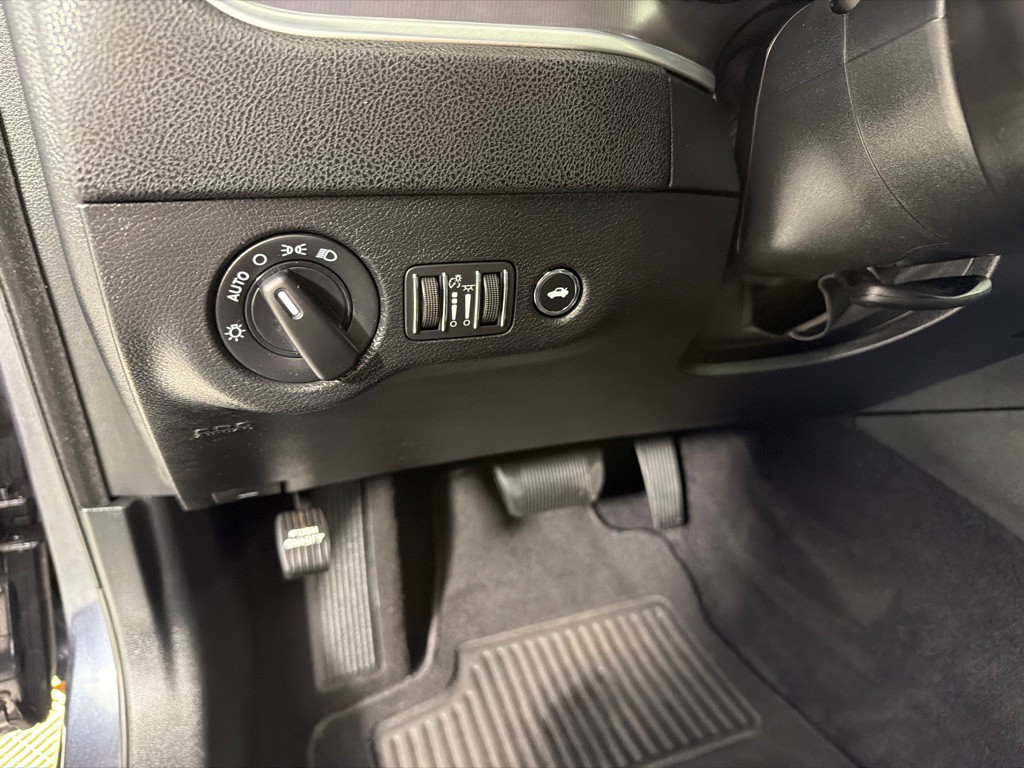 2019 Dodge Charger Image 14