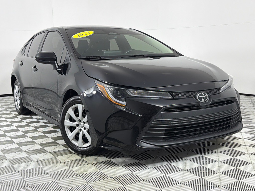 2023 Toyota Corolla Image 2