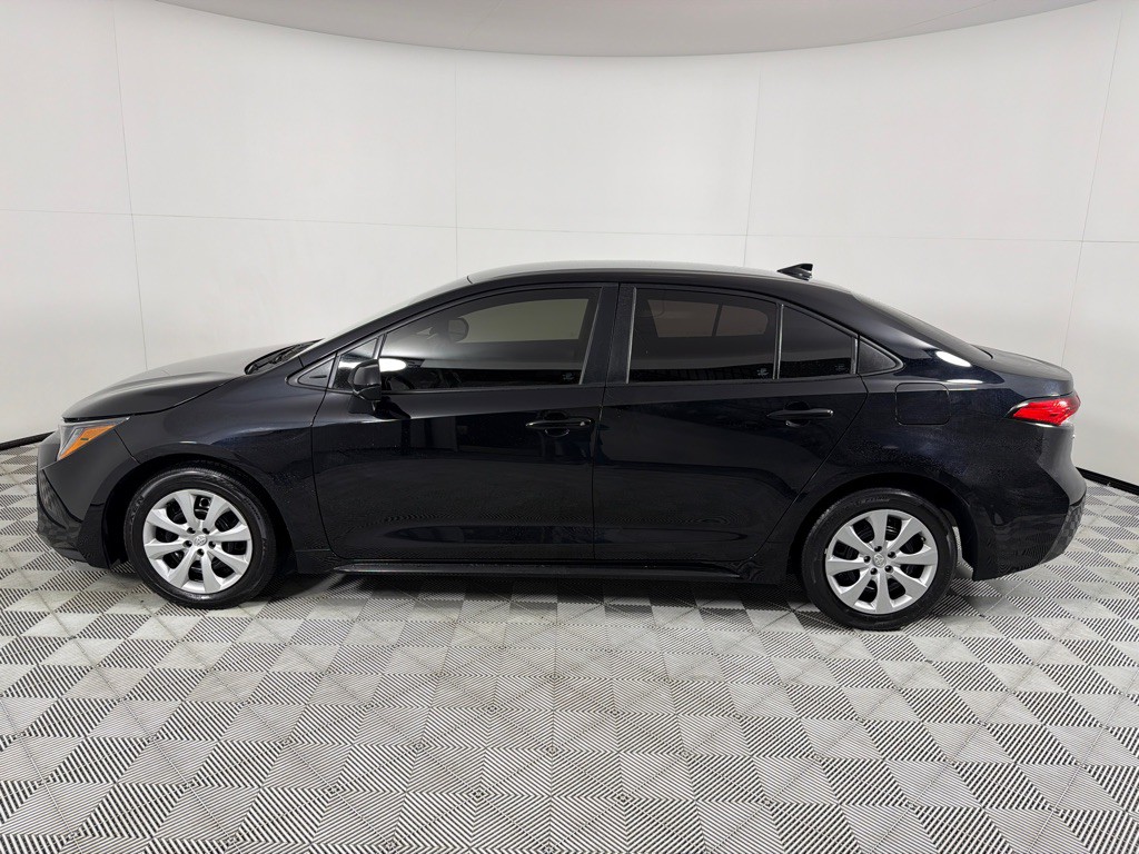 2023 Toyota Corolla Image 8