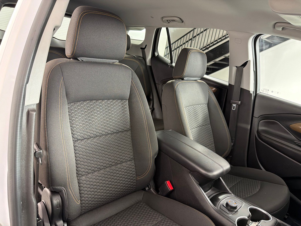 2020 GMC Terrain Image 22