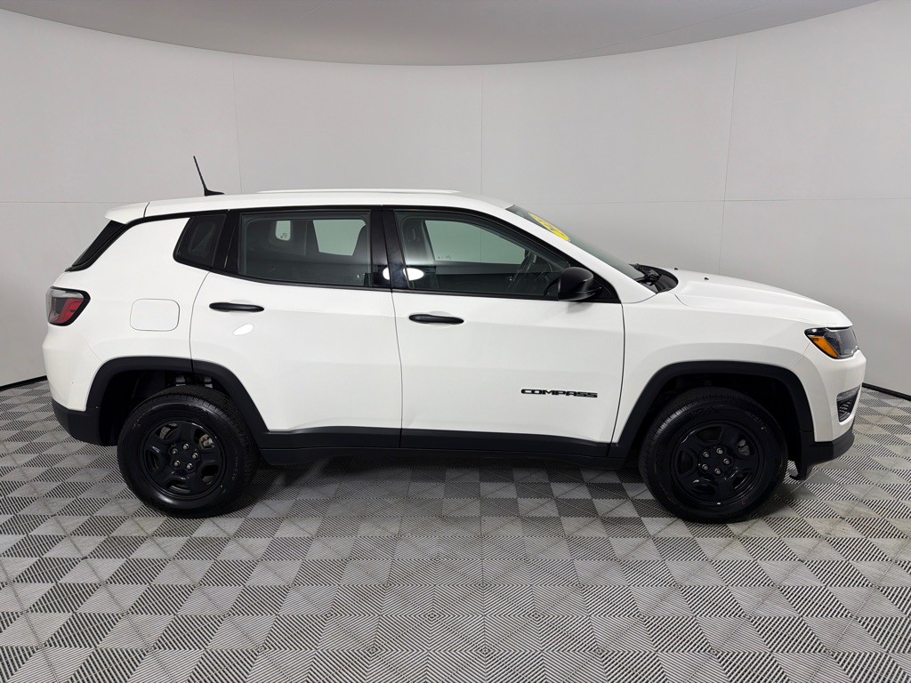 2021 Jeep Compass Image 4