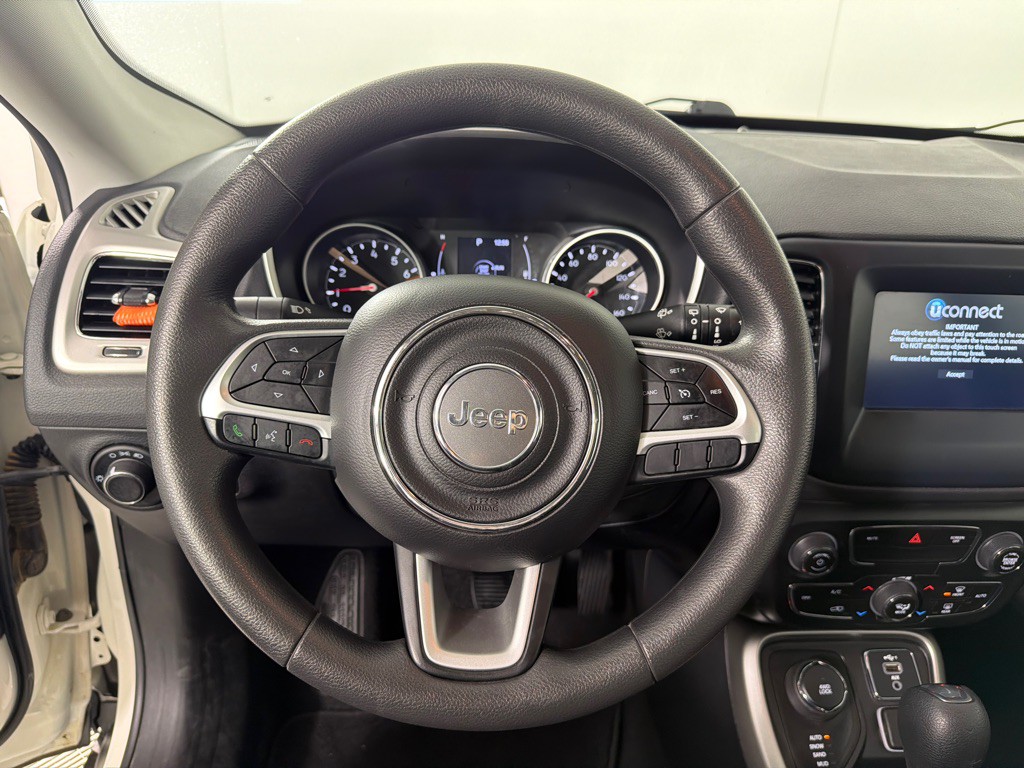 2021 Jeep Compass Image 15