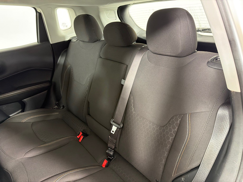 2021 Jeep Compass Image 20