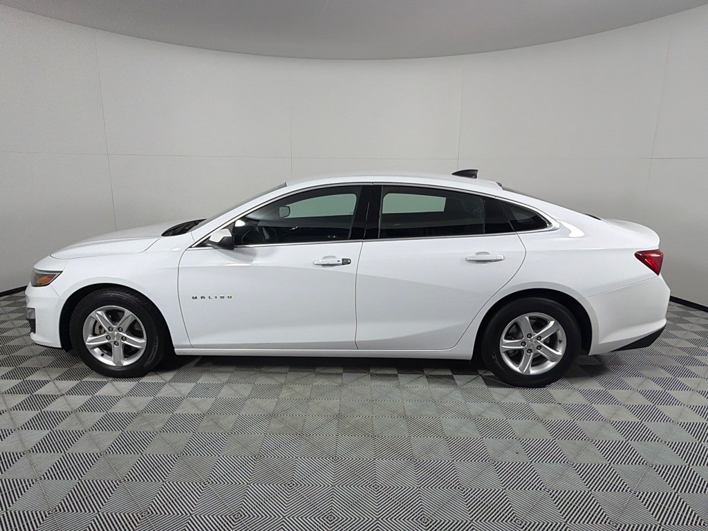 2023 Chevrolet Malibu Image 8