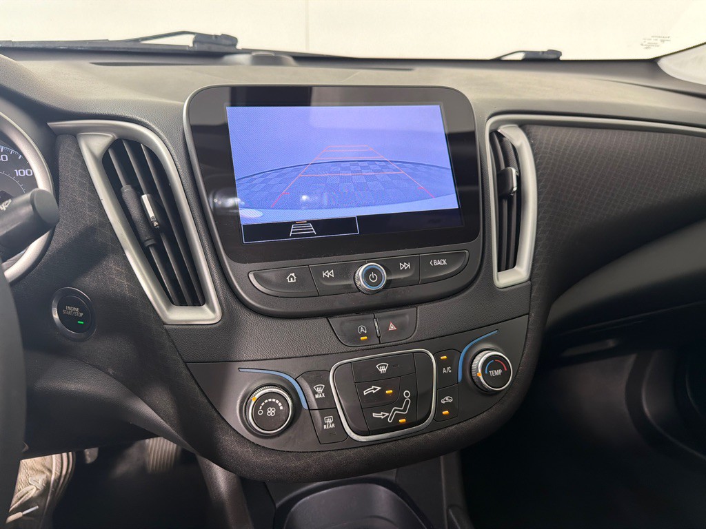 2022 Chevrolet Malibu Image 17