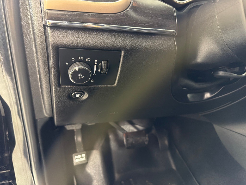 2017 Jeep Grand Cherokee Image 15