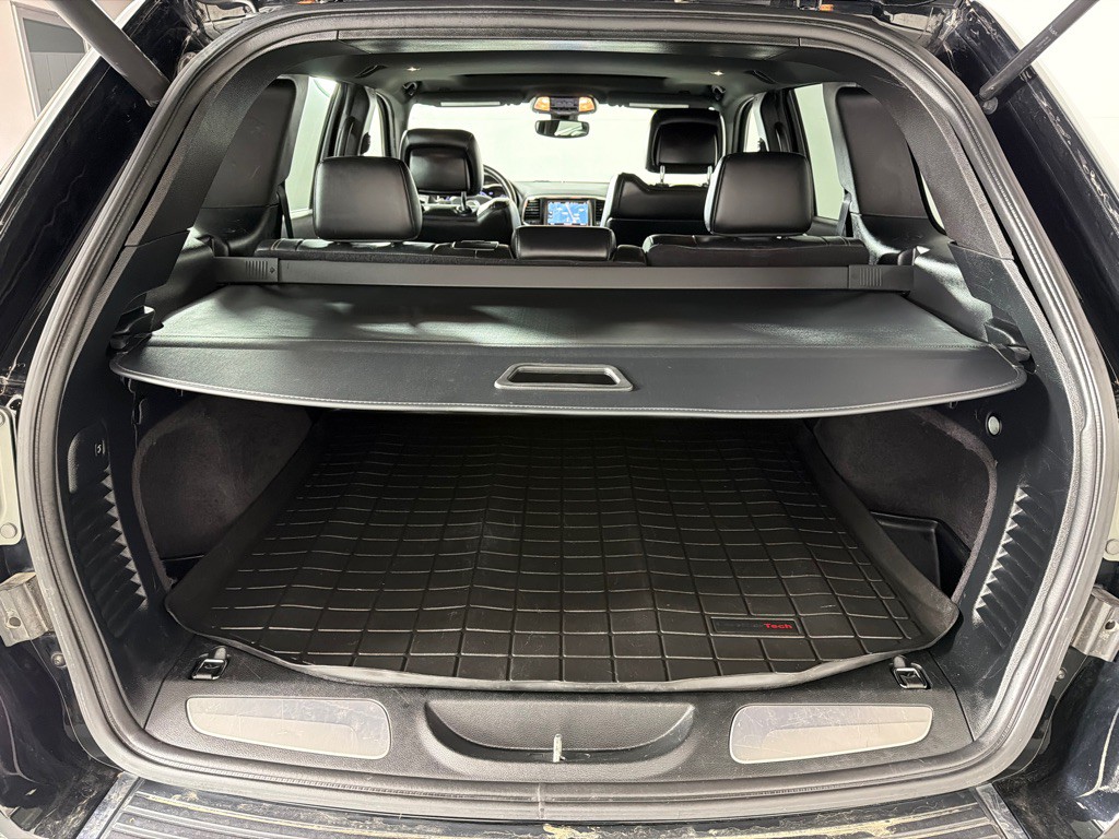 2017 Jeep Grand Cherokee Image 23