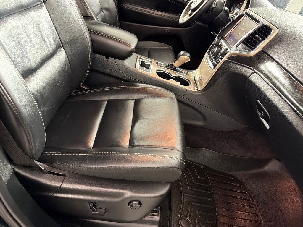 2017 Jeep Grand Cherokee Image 26