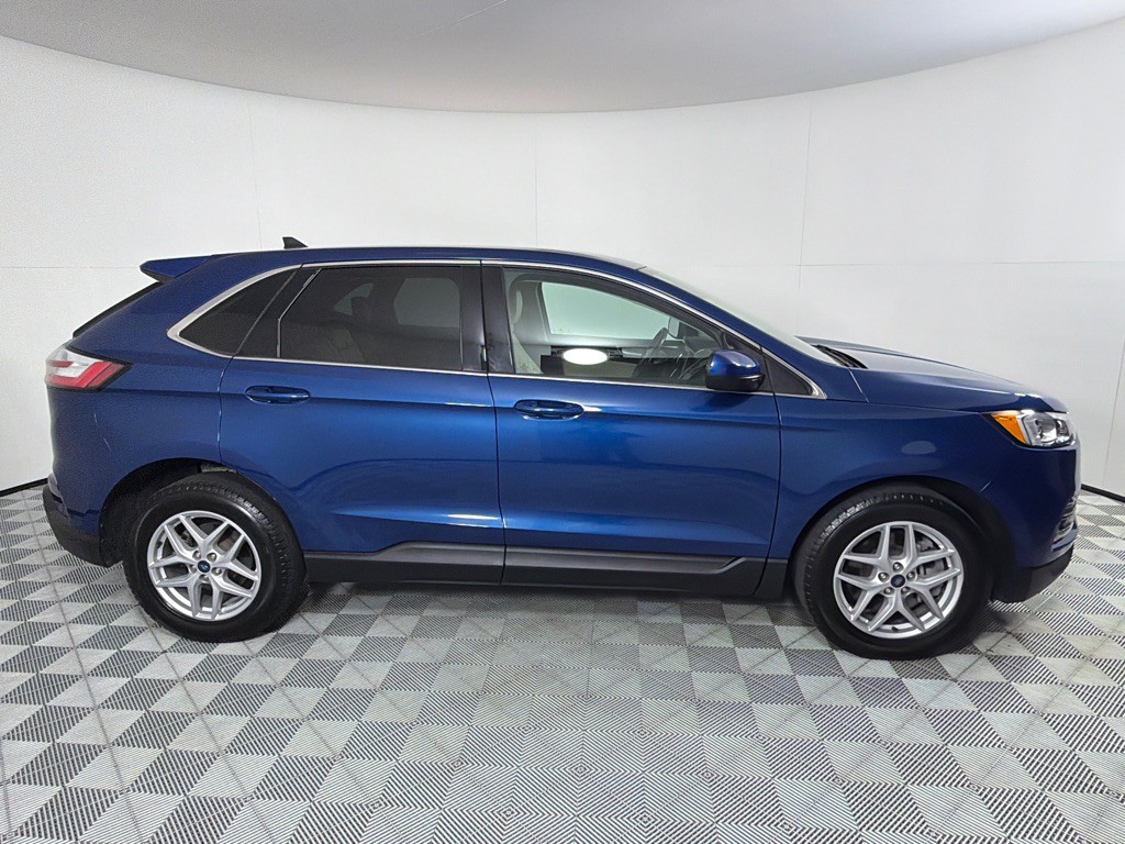2021 Ford Edge Image 4