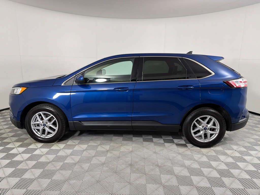 2021 Ford Edge Image 8
