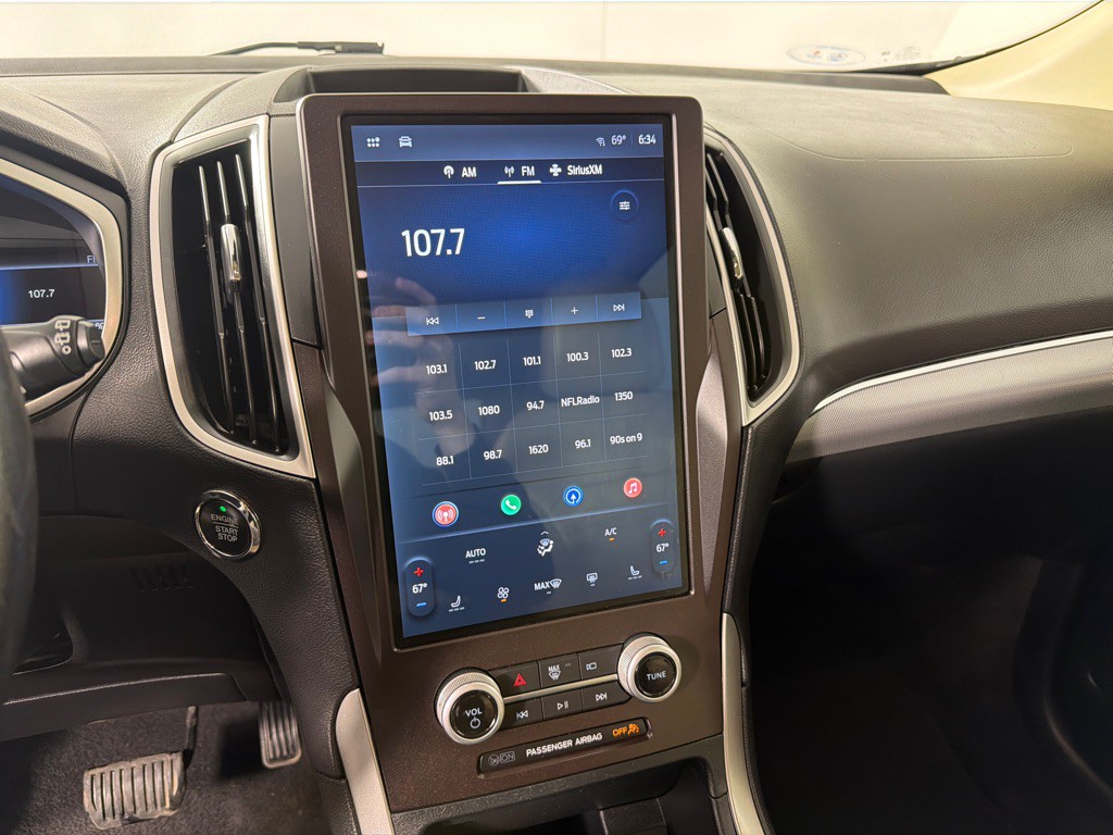 2021 Ford Edge Image 16