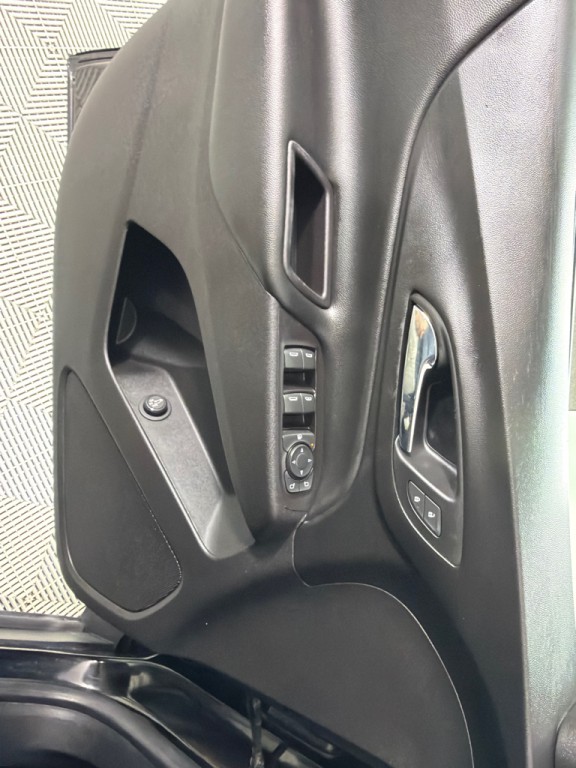2020 Chevrolet Equinox Image 11