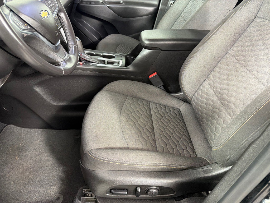 2020 Chevrolet Equinox Image 12