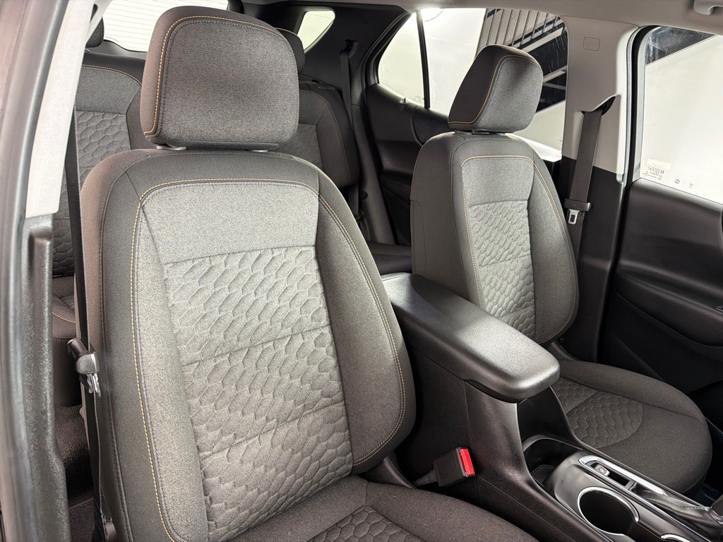 2020 Chevrolet Equinox Image 25
