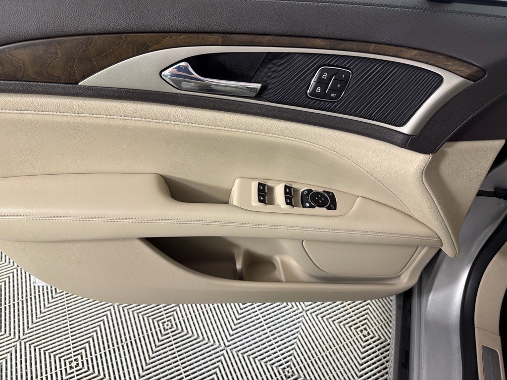 2018 Lincoln MKZ Image 7