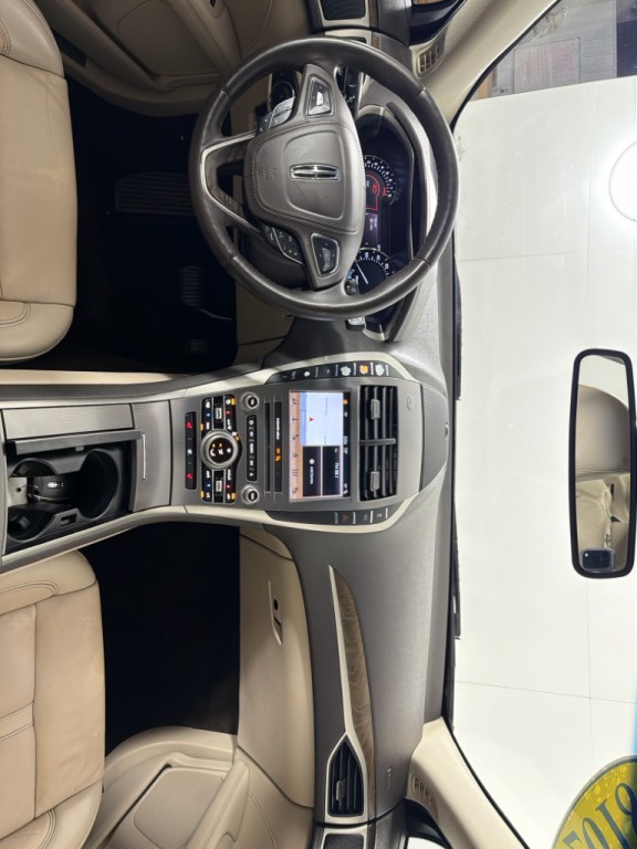 2018 Lincoln MKZ Image 18
