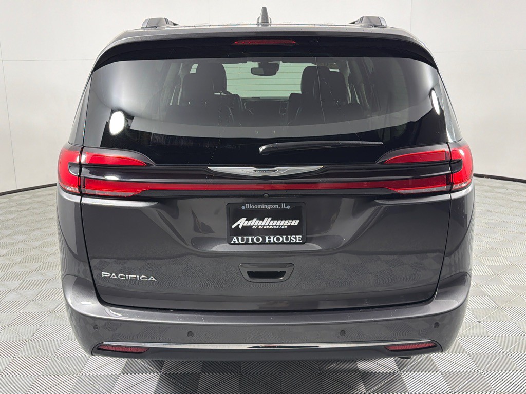 2021 Chrysler Pacifica Image 6