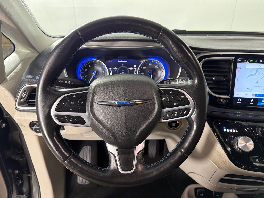 2021 Chrysler Pacifica Image 15