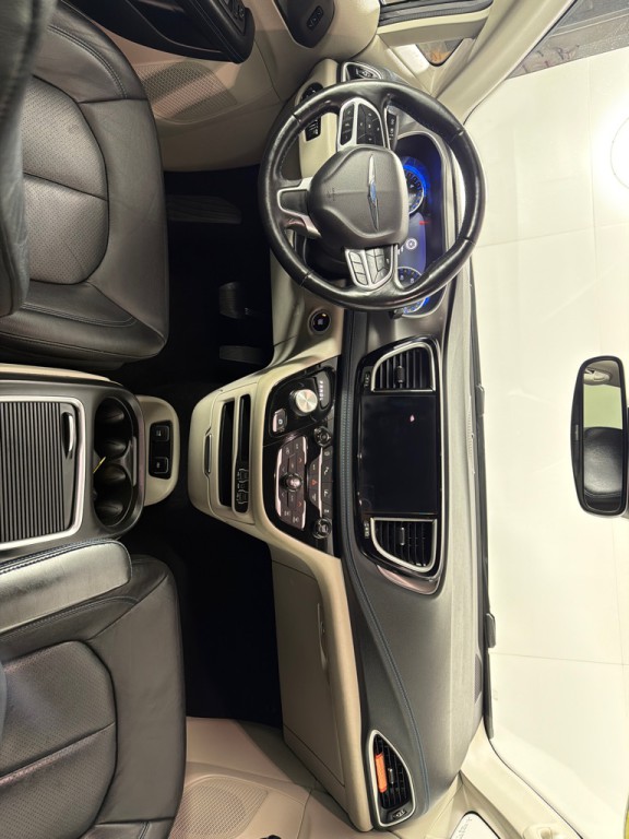 2021 Chrysler Pacifica Image 27