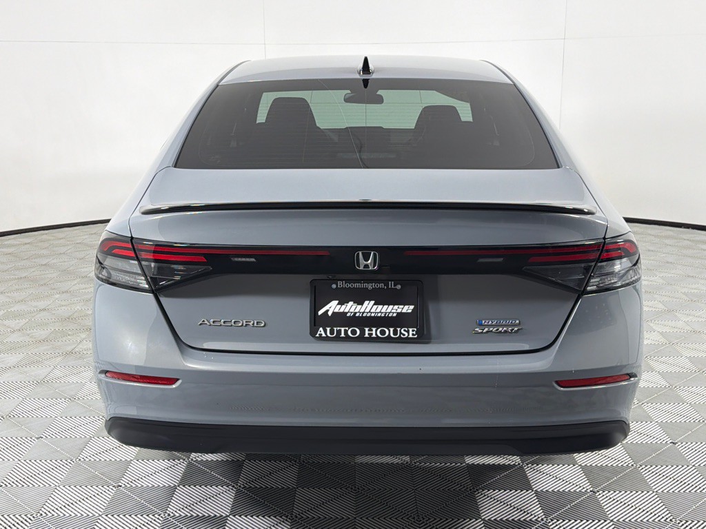 2023 Honda Accord Image 5