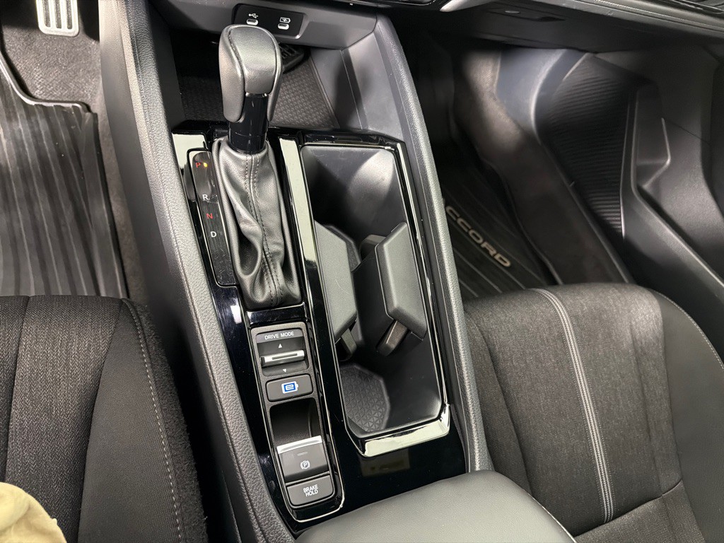 2023 Honda Accord Image 16