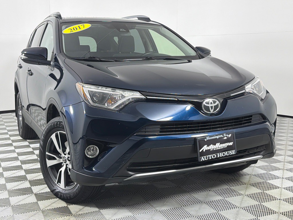 2017 Toyota Rav4 Image 2