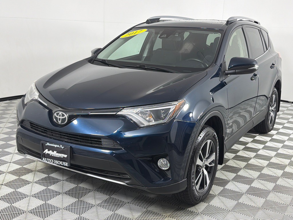 2017 Toyota Rav4 Image 9