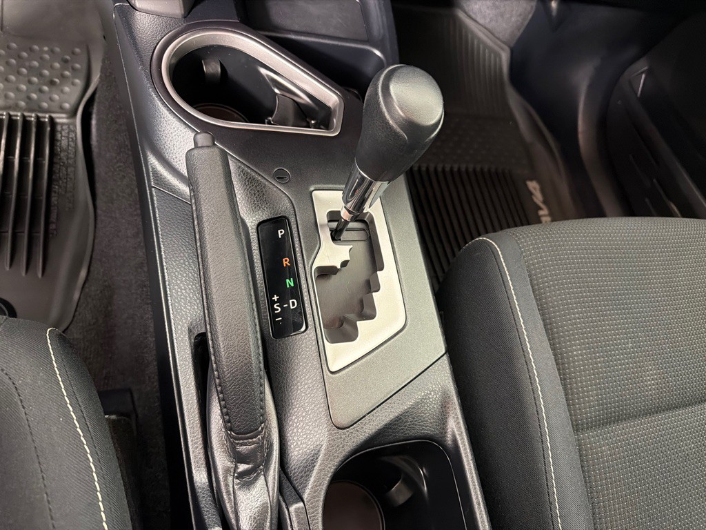 2017 Toyota Rav4 Image 18