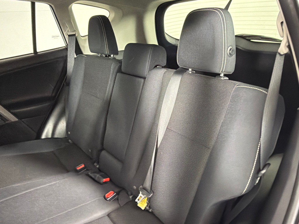 2017 Toyota Rav4 Image 20