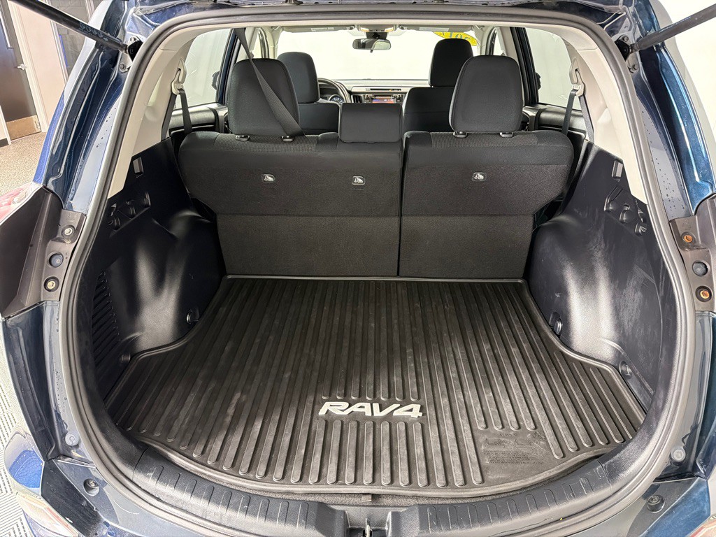 2017 Toyota Rav4 Image 21
