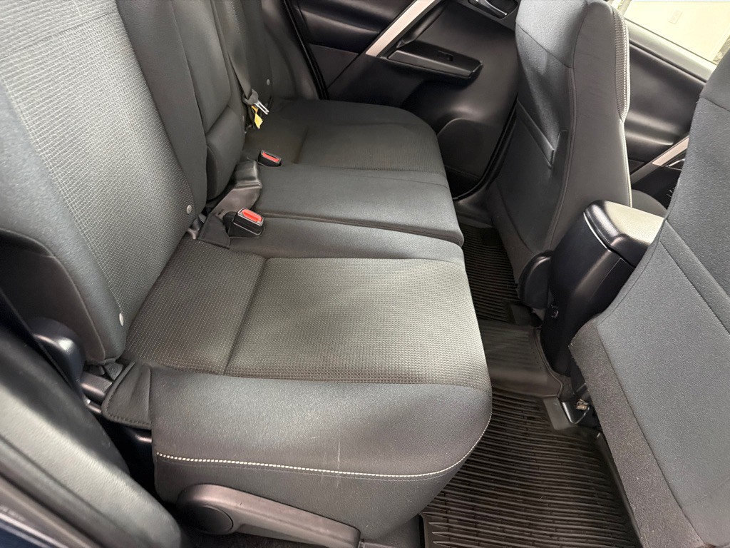 2017 Toyota Rav4 Image 22
