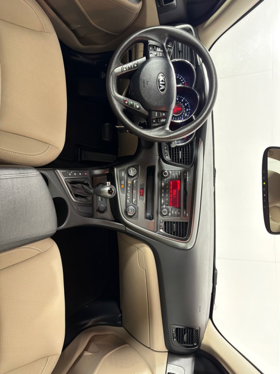 2013 Kia Optima Image 24