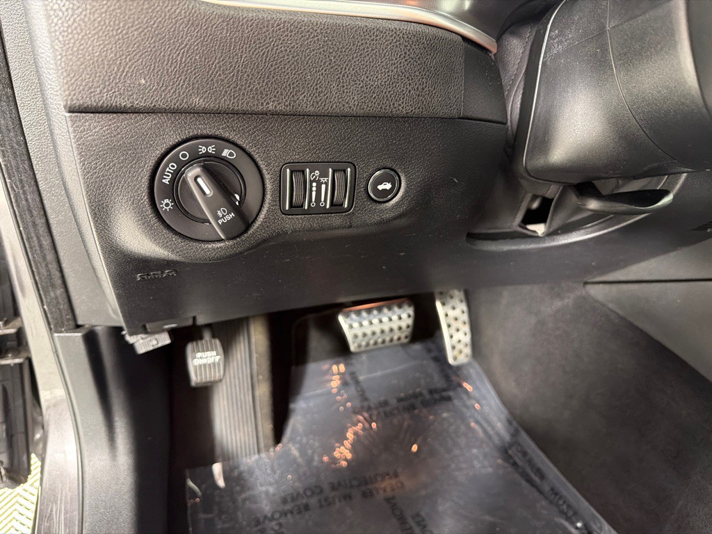 2021 Dodge Charger Image 13