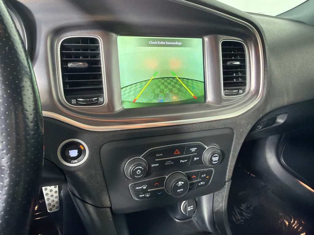 2021 Dodge Charger Image 15