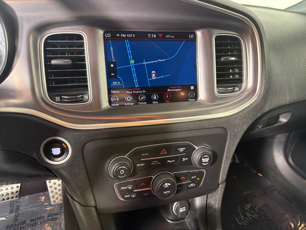 2021 Dodge Charger Image 16