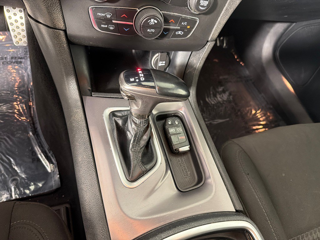 2021 Dodge Charger Image 17