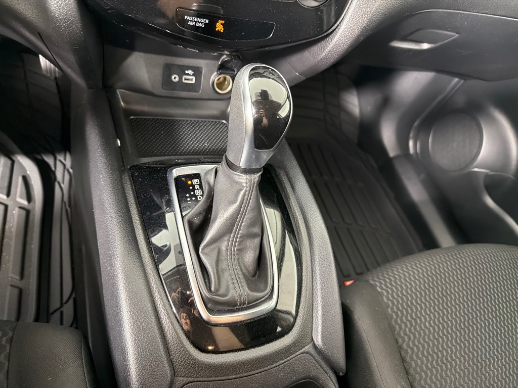 2021 Nissan Rogue Image 17