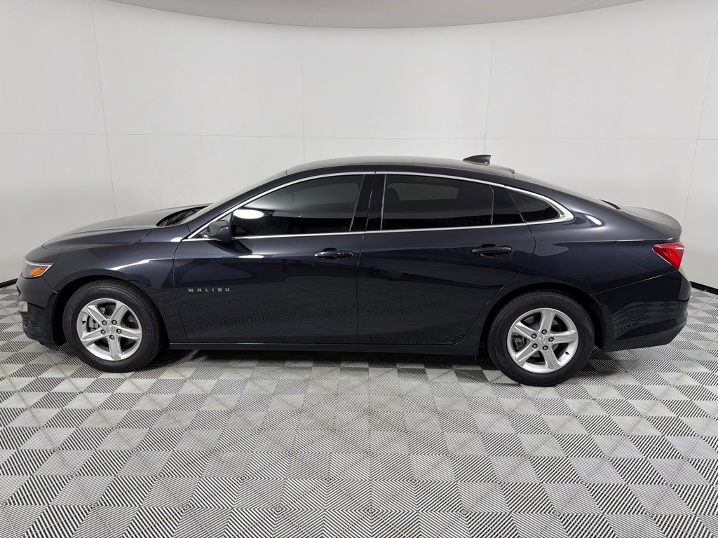 2023 Chevrolet Malibu Image 8