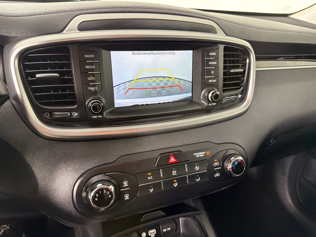 2020 Kia Sorento Image 16