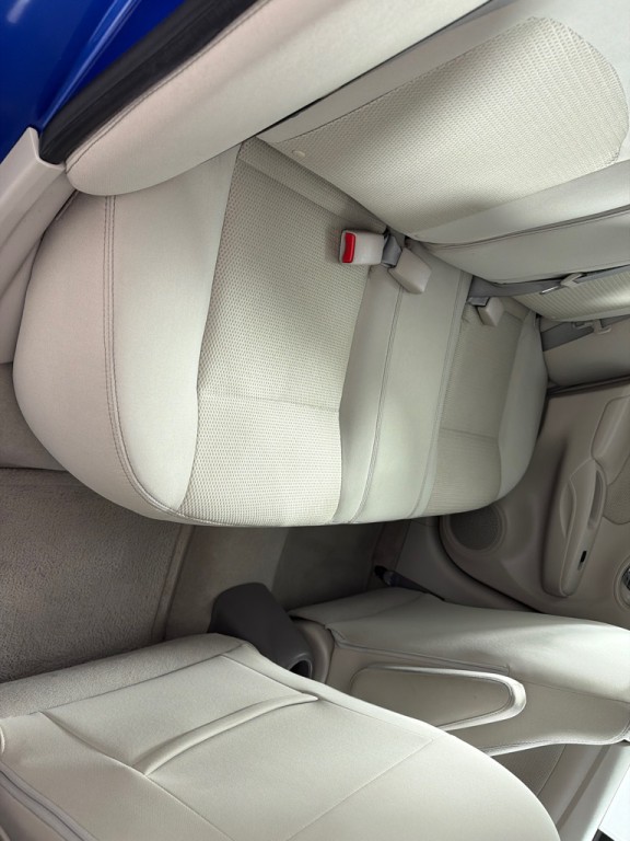 2015 Nissan Versa Image 20