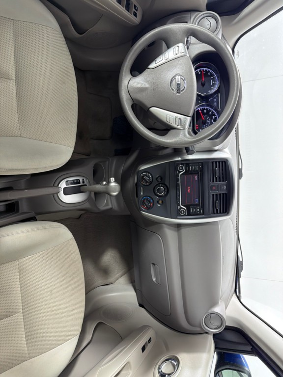 2015 Nissan Versa Image 24