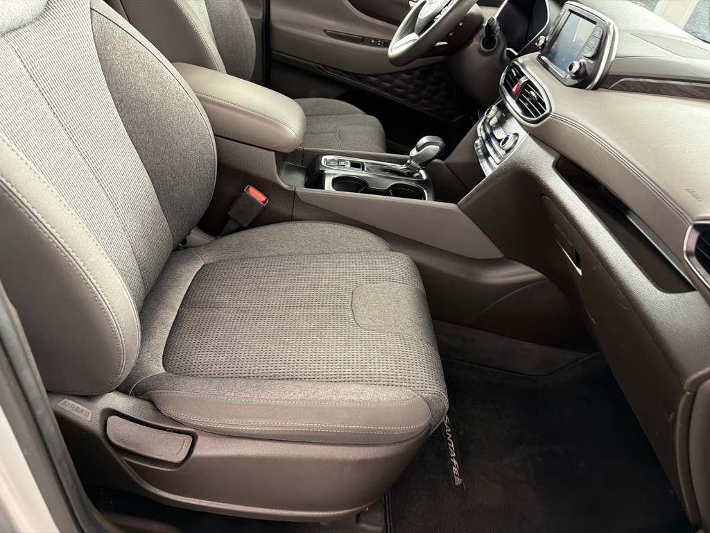 2020 Hyundai Santa Fe Image 21