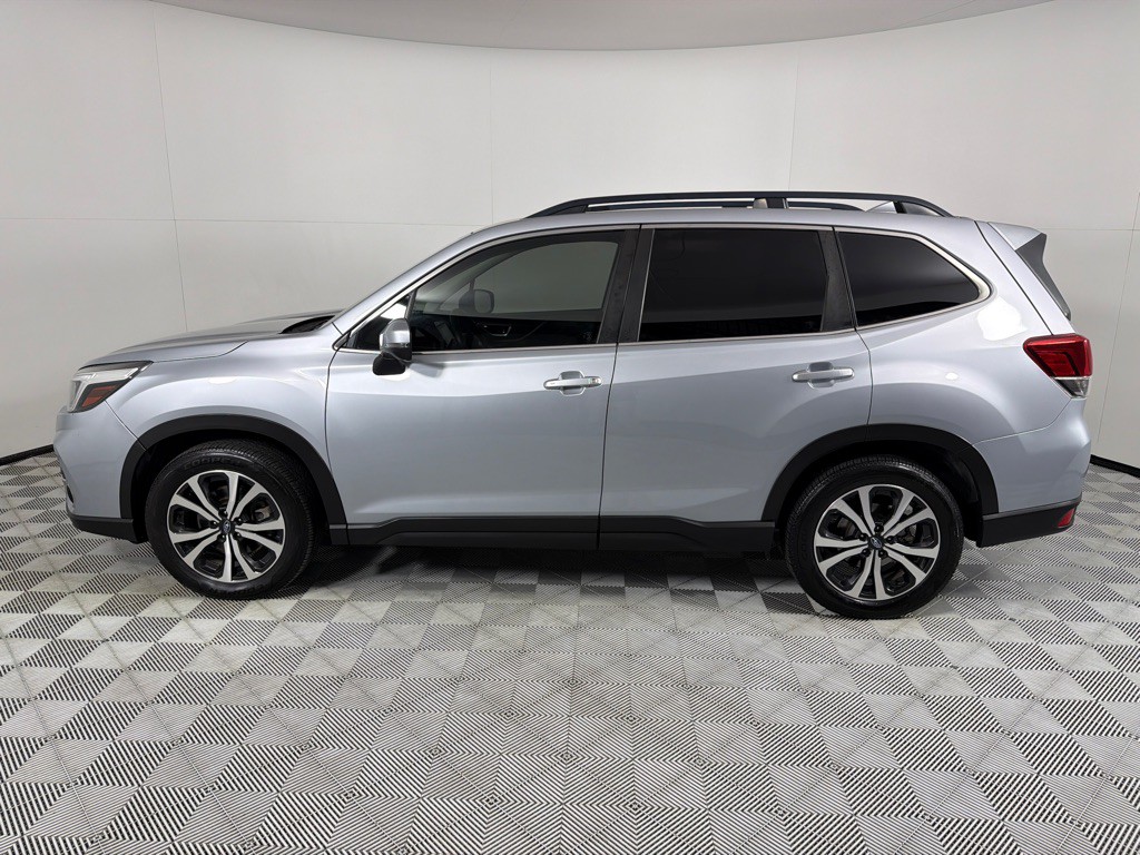2020 Subaru Forester Image 8