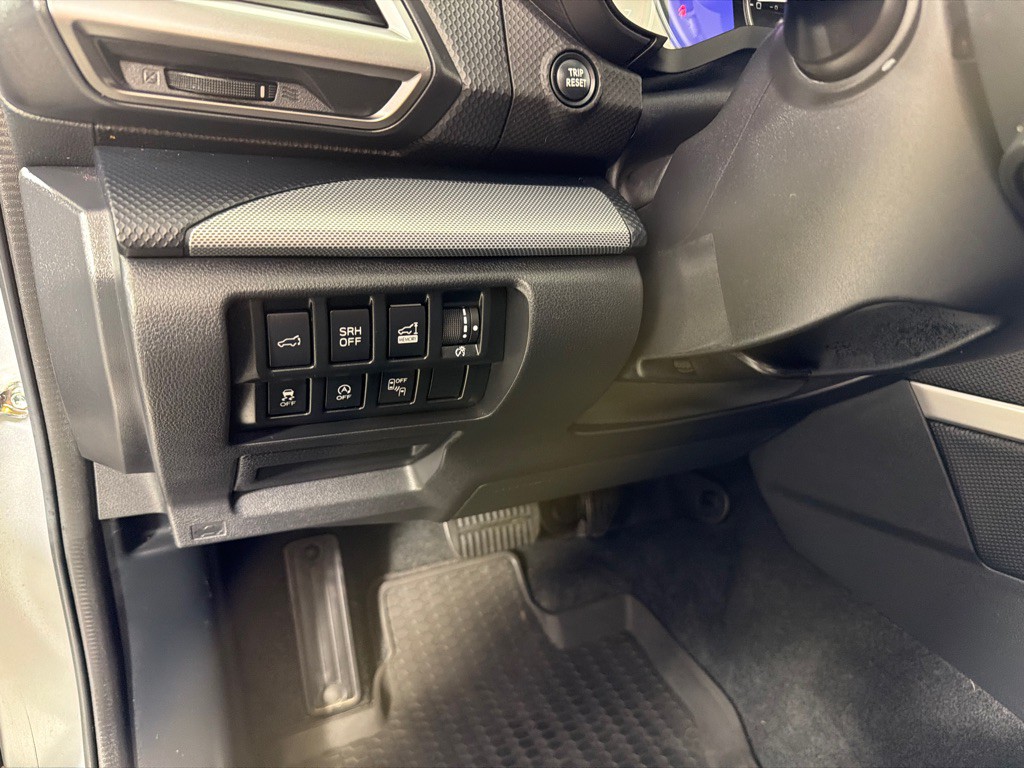2020 Subaru Forester Image 14
