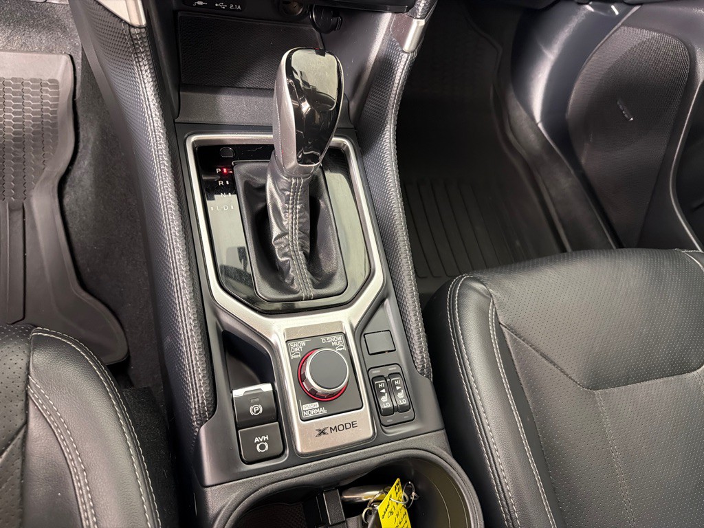 2020 Subaru Forester Image 19