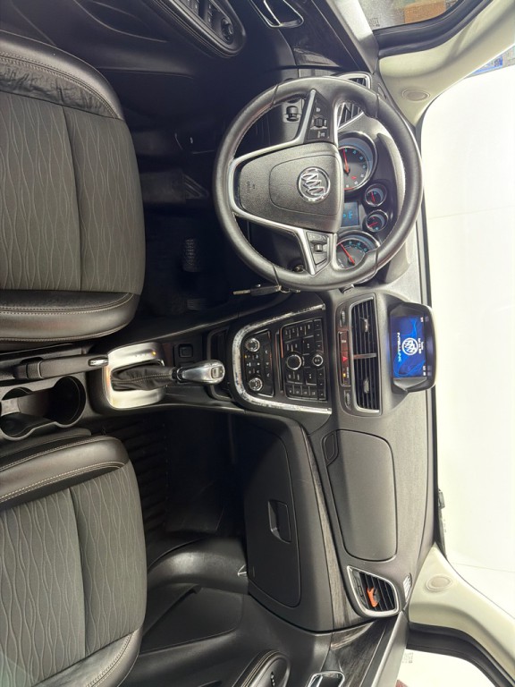 2015 Buick Enclave Image 24