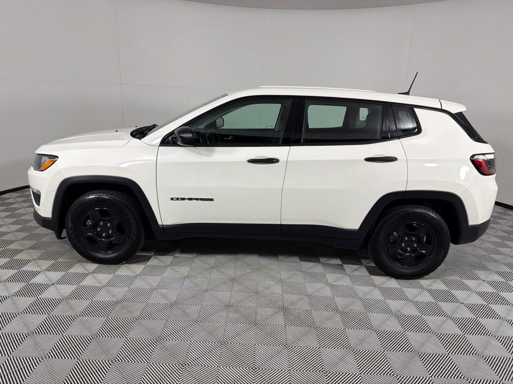 2021 Jeep Compass Image 8