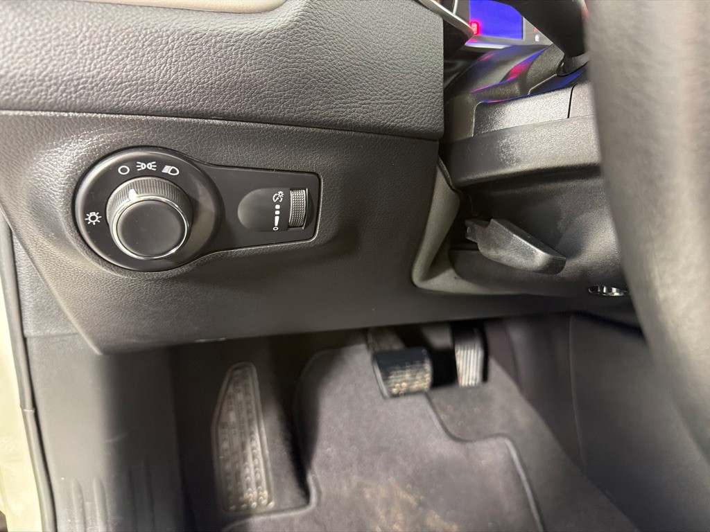 2021 Jeep Compass Image 14