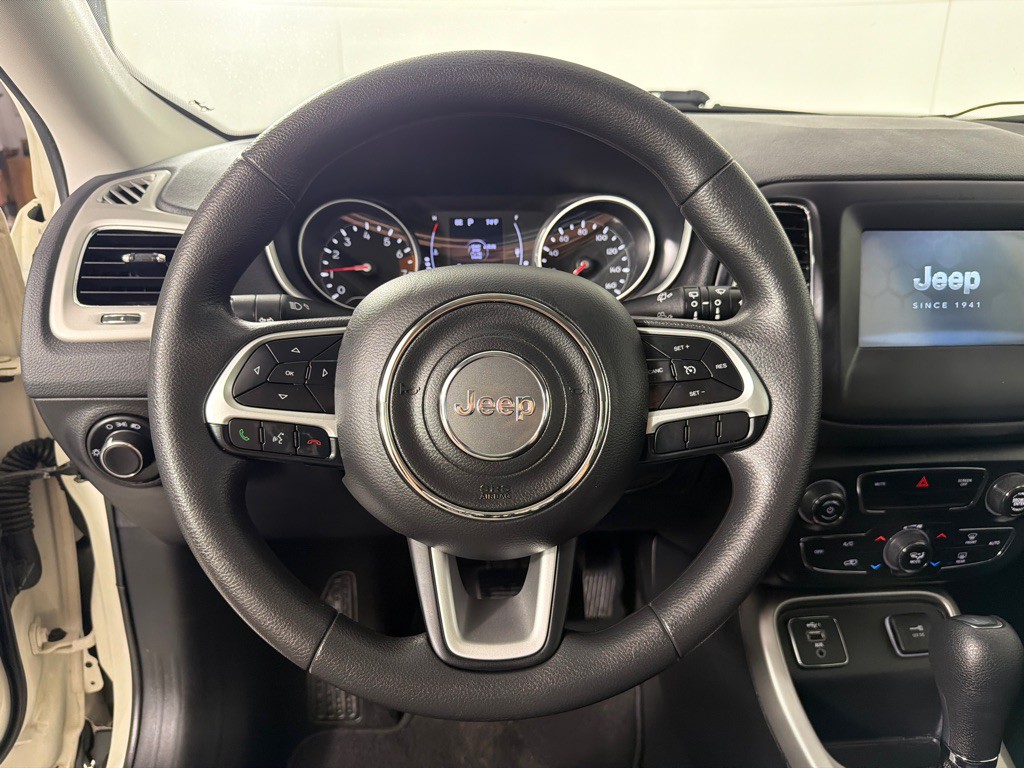 2021 Jeep Compass Image 15