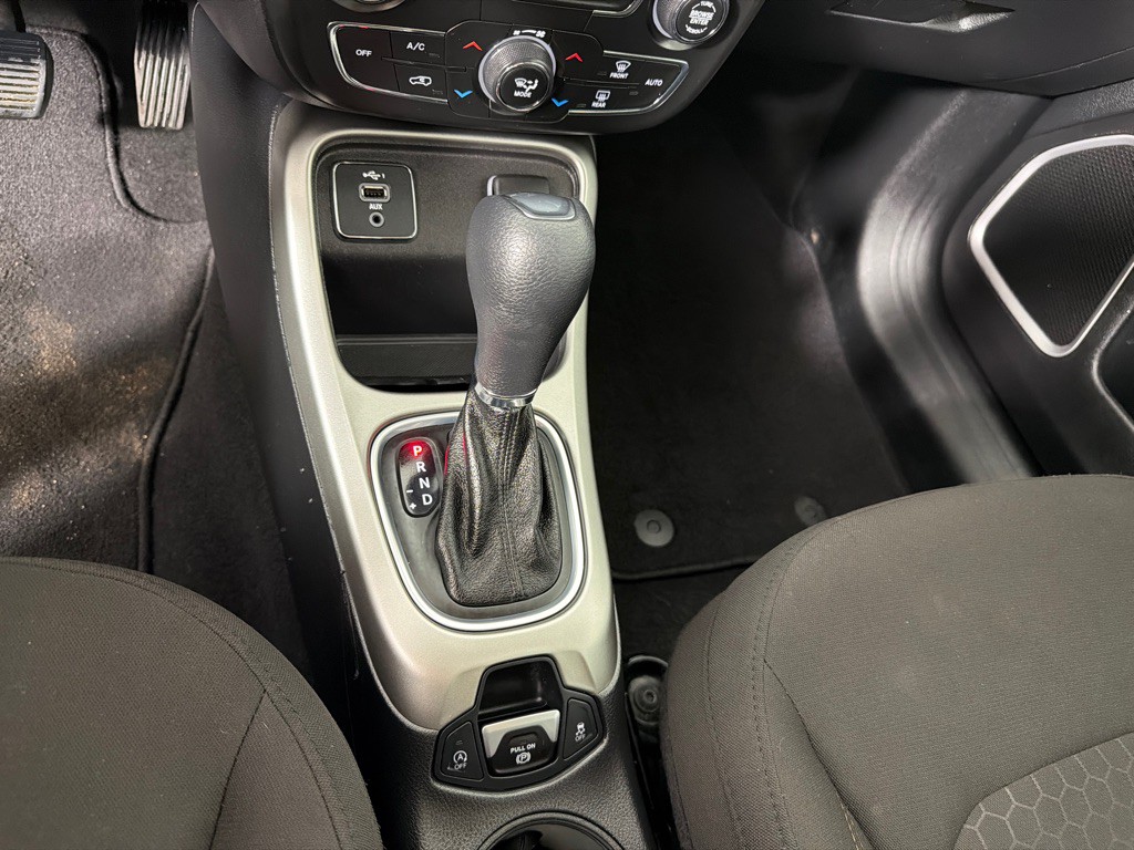 2021 Jeep Compass Image 18